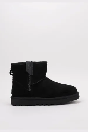UGG Classic Mini Bailey Zip 36