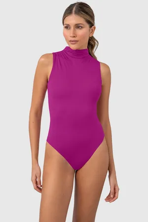 LEONISA Body de control de abdomen con cuello alto