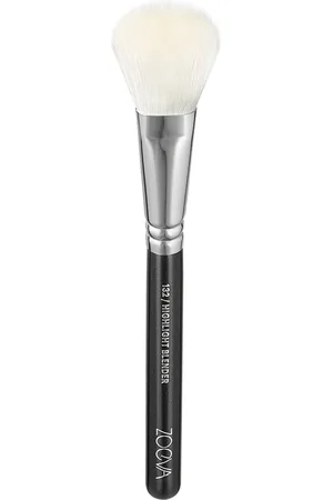 ZOEVA Brocha vegana difuminadora para iluminador 132 de