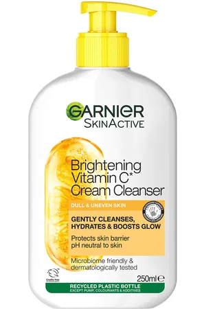 Garnier Skin Active Vitamin C Brightening Cream Cleanser 250ml