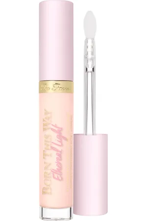 Too Faced Born This Way Ethereal Light Illuminating Smoothing Concealer 5ml (Various Shades)