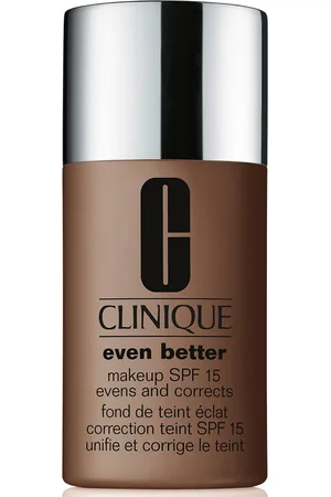 Clinique Base de Maquillaje Even Better Makeup SPF15