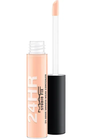 Mac Corrector líquido Fix 24-Hour Studio de (varios tonos)