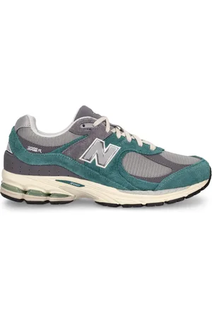 New Balance Sneakers 2002