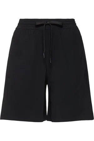 AlphaTauri Shorts Pirt