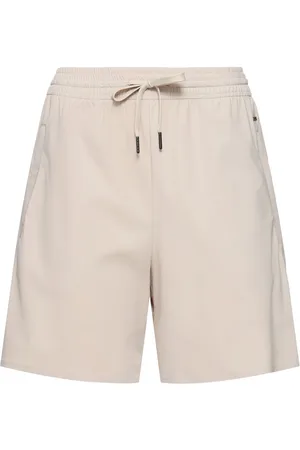 AlphaTauri Shorts Pirt