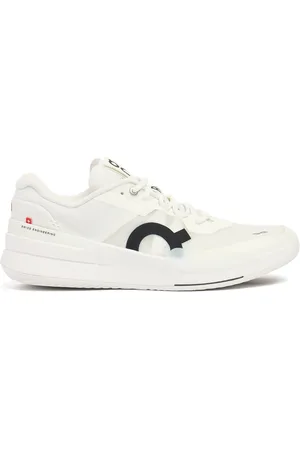 On Running Sneakers The Roger Pro 2