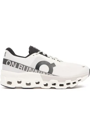 On Running Sneakers Cloudmster 2