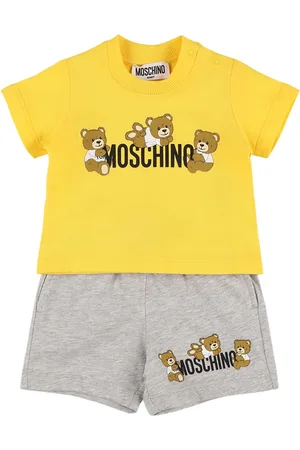 Moschino Shorts Y Camiseta Estampados
