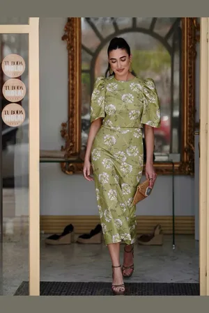 Mariquita Trasquilá Conjunto isabela flores talla única y amarillas.