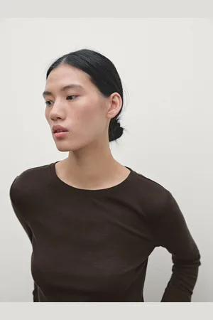 Massimo Dutti Camiseta Punto Detalle Puño Subido