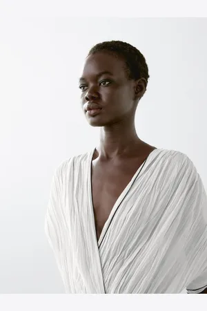 Massimo Dutti Vestido Largo Plisado Contraste