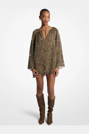 Michael Kors MKVestido de encaje floral definido con cuello de pico y tachuelas - Verde - Michael Kors