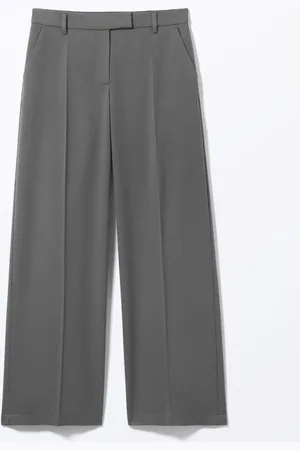Monki Low Waisted Pleated Suiting Trousers
