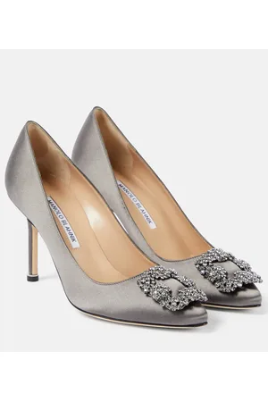 Manolo Blahnik Salones Hangisi 90 de satén adornados