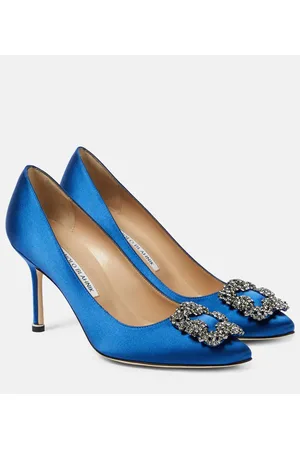 Manolo Blahnik Salones Hangisi 90 de satén adornados