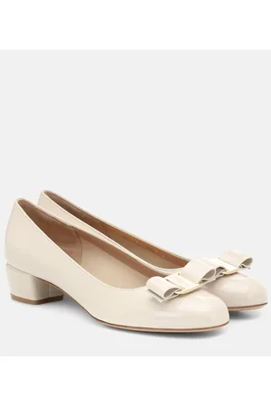 Salvatore Ferragamo Salones Vara de charol