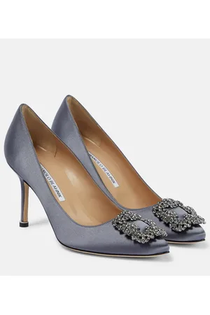 Manolo Blahnik Salones Hangisi 90 de satén adornados