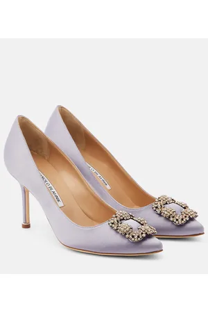 Manolo Blahnik Salones Hangisi 90 de satén adornados