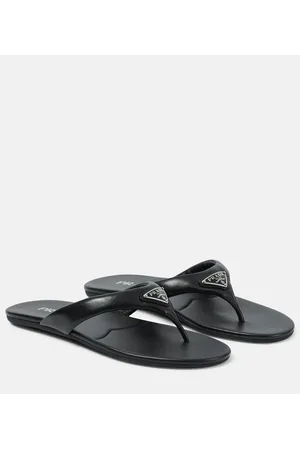 Prada Sandalias de piel acolchada con logo