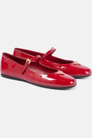 Prada Bailarinas Mary Jane de charol con logo