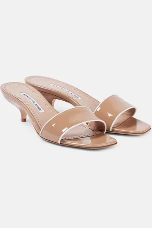 Manolo Blahnik Mules Helamu de charol