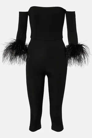 Ilkyaz Ozel Mono con hombros descubiertos y plumas