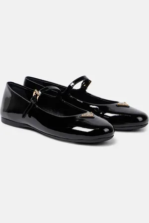 Prada Zapatos planos Mary Jane de charol