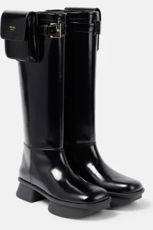 Prada Botas altas Equal de charol