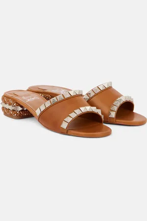 Christian Louboutin Mules Pyramule 30 de piel con púas