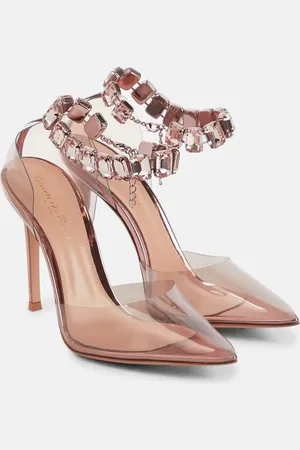 Gianvito Rossi Salones de PVC con adornos