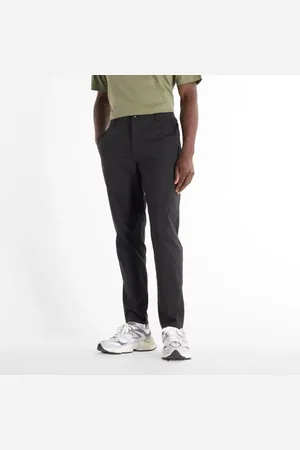 New Balance Hombre Athletics Standard Tapered Pant 30" en , Sarga de algodón, Talla 2XL