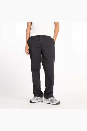 New Balance Hombre Athletics Standard Pant 30" en , Sarga de algodón, Talla 2XL