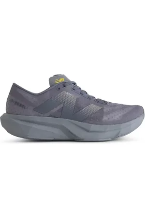 New Balance Unisex FuelCell Rebel v4, Malla, Talla 38