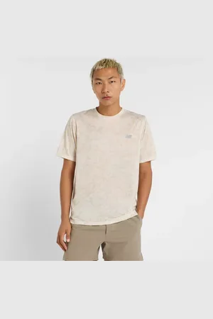 New Balance Hombre Athletics Printed T-Shirt en , Poly Knit, Talla 2XL