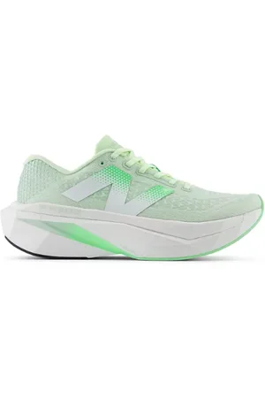 New Balance Hombre FuelCell SuperComp Trainer v3, Talla 42.5