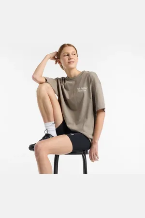 New Balance Mujer Linear Graphic Oversized T-Shirt en , Algodón, Talla L