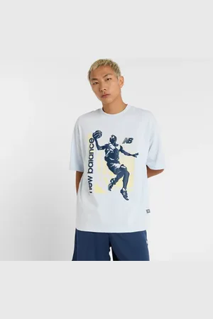 New Balance Hombre Hoops Graphic Vintage T-Shirt en , Poly Knit, Talla 2XL