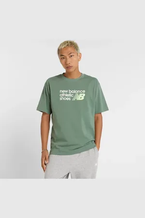 New Balance Hombre Athletics Premium Relaxed Chest Logo T-Shirt, Algodón, Talla 2XL