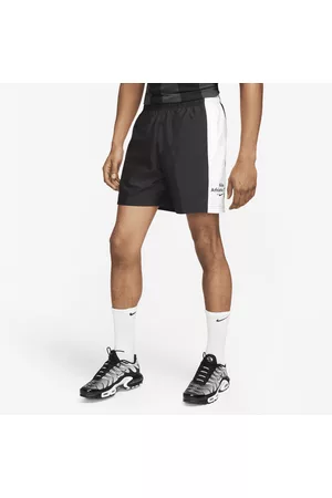 Nike Hombre Shorts o piratas - Sportswear Trend Pantalón corto de tejido Woven - Hombre