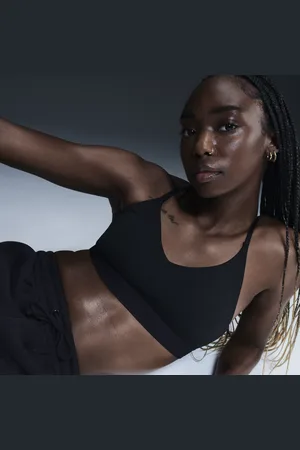 Nike Indy Light Support Sujetador deportivo regulable con acolchado - Mujer