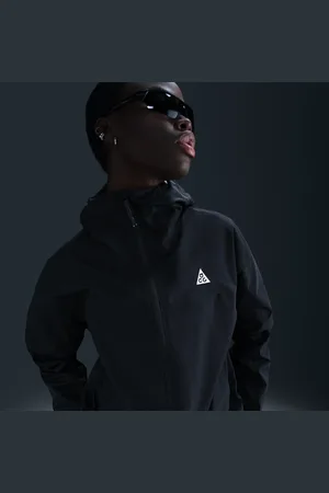 Nike ACG "Morpho" Chaqueta para la lluvia Storm-FIT ADV de ajuste holgado - Mujer
