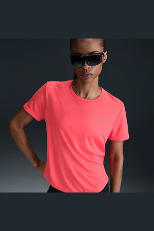 Nike Tempo Parte de arriba de running de manga corta Dri-FIT - Mujer