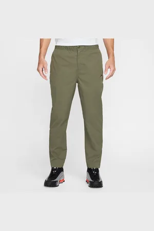 Nike Club Pantalón entallado de tejido Woven - Hombre