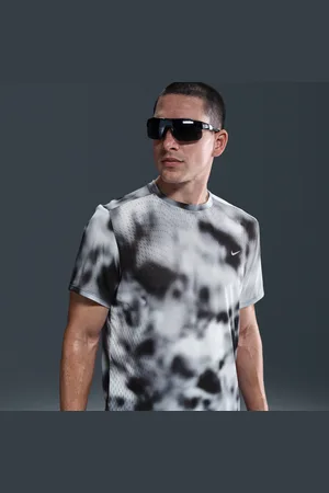 Nike Running Division Breathe Camiseta de running Dri-FIT ADV de manga corta - Hombre