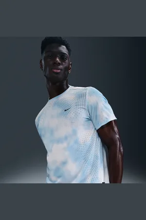 Nike Running Division Breathe Camiseta de running Dri-FIT ADV de manga corta - Hombre