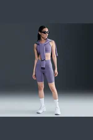 Nike Universa Mallas cortas de talle alto y sujeción media de 20 cm con bolsillos - Mujer