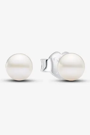 PANDORA Pendientes de Botón Perla Cultivada de Agua Dulce Tratada de 4,5 Mm en Plata de Ley