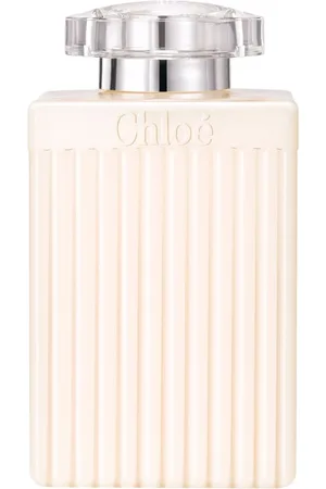 Chloé CHLOÉ SIGNATURE perfumed body lotion. Hidratante corporal. Tipo de Piel: Todo Tipo de Pieles. Texturas: Loción