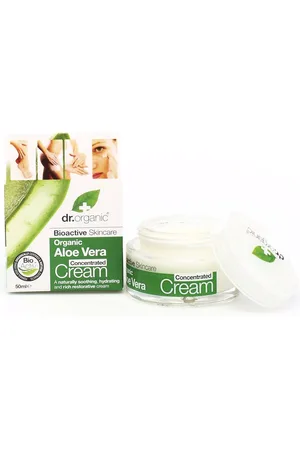 Dr Organic ALOE VERA crema concentrada. Tratamiento Facial Hidratante. Edad: Entre 18 y 25 años, Entre 26 y 35 años, Entre 36 y 50 años, Más de 50 años, Menos de 18 años. Tipo de Piel: Seca. Texturas: Crema. Formulación: Sin Parabenos, Sin Sulfatos. G